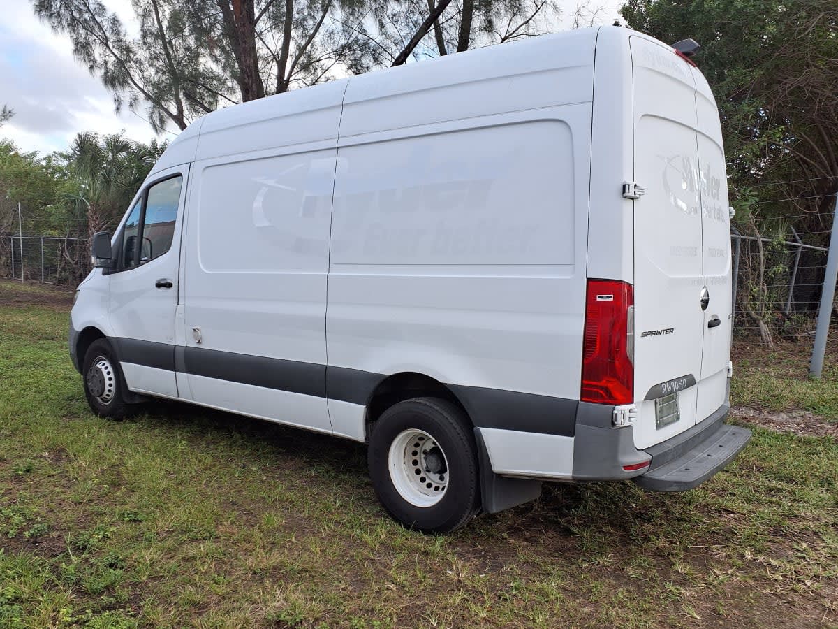 2019 Mercedes-Benz F3CA144 269040