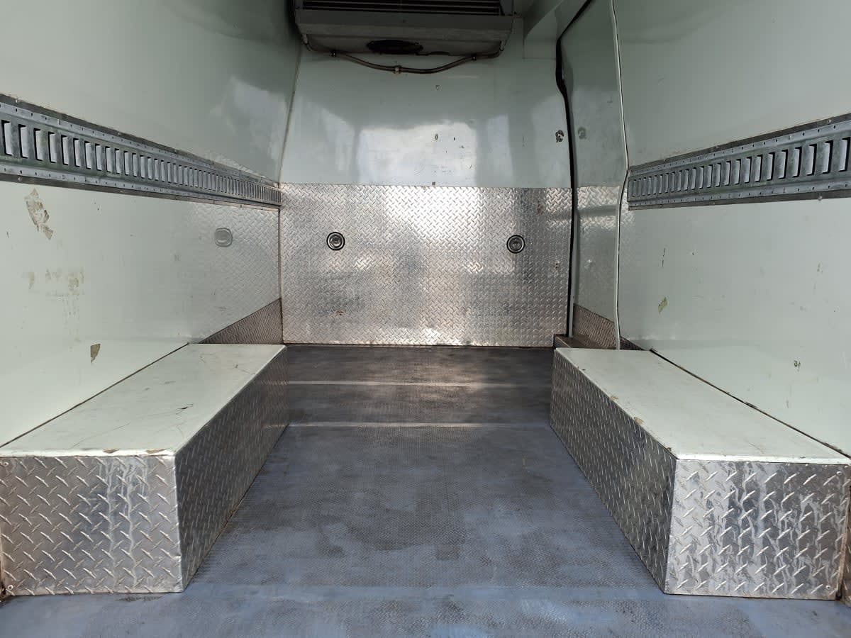 2019 Mercedes-Benz F3CA144 269040