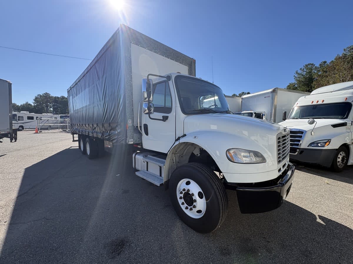 2020 Freightliner M2 106 in Ashland, VA — photo 3