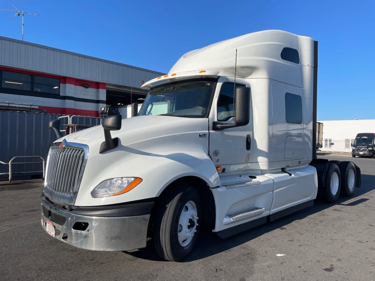 2020 Navistar International LT625 SLPR CAB 269095