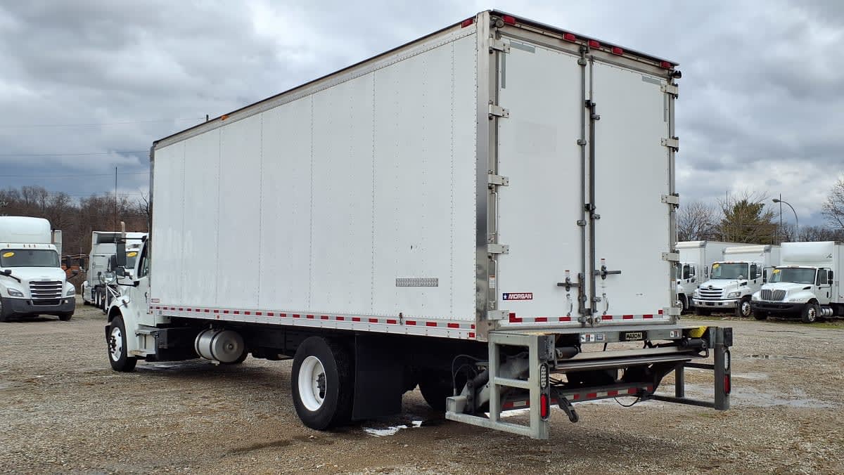 2020 Freightliner/Mercedes M2 106 269105