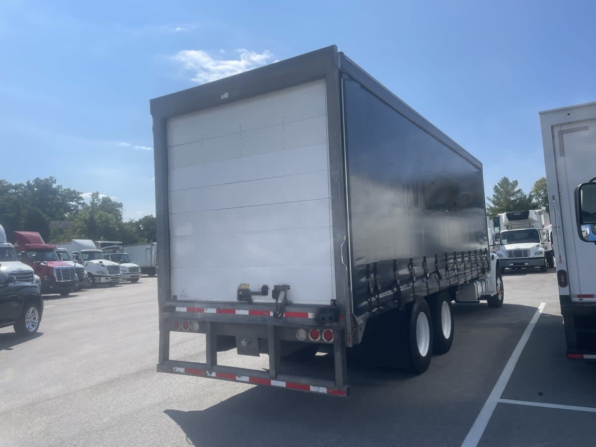 2020 Freightliner/Mercedes M2 106 269115