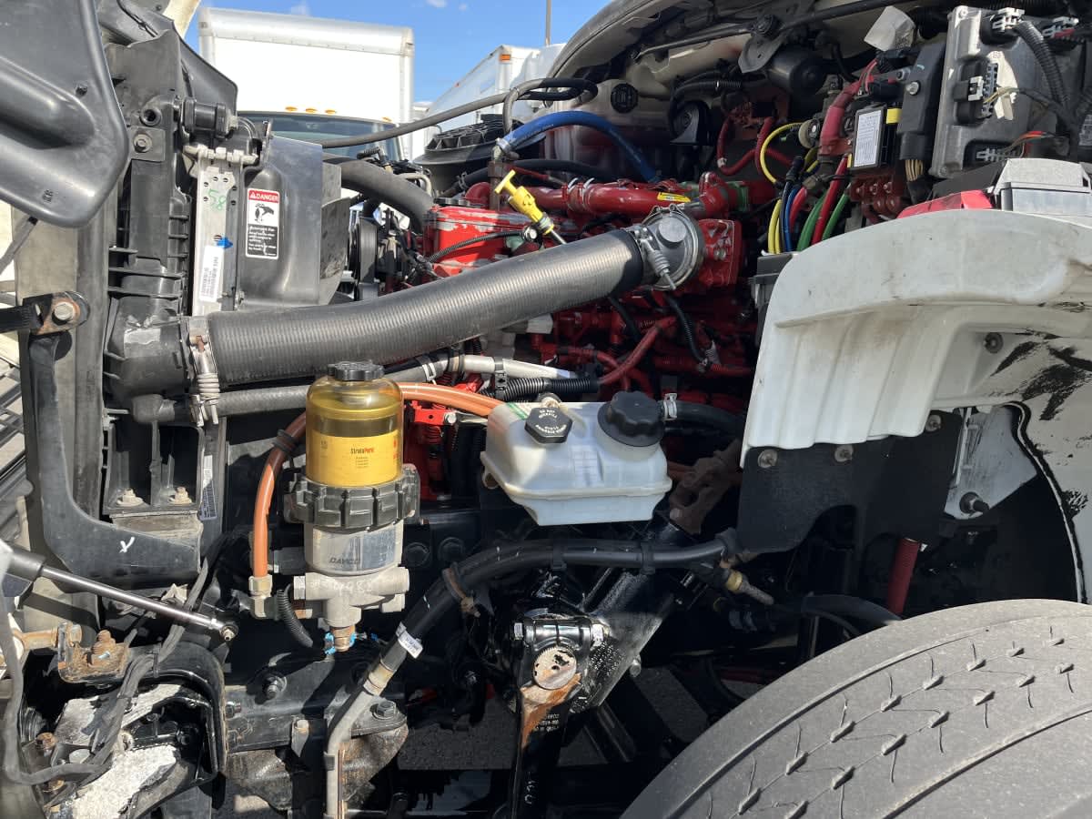 2020 Freightliner/Mercedes M2 106 269116