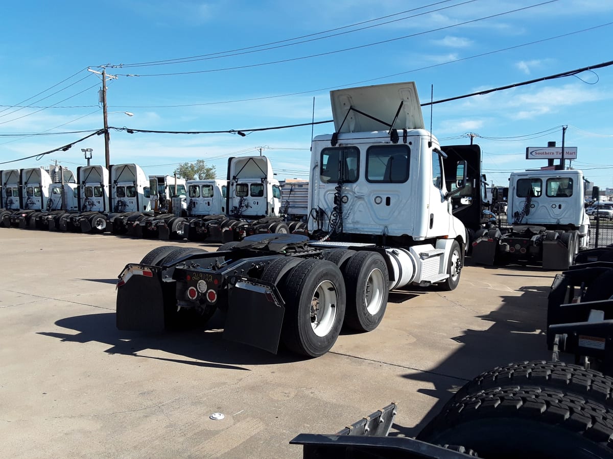 2020 Freightliner/Mercedes NEW CASCADIA PX12664 269122