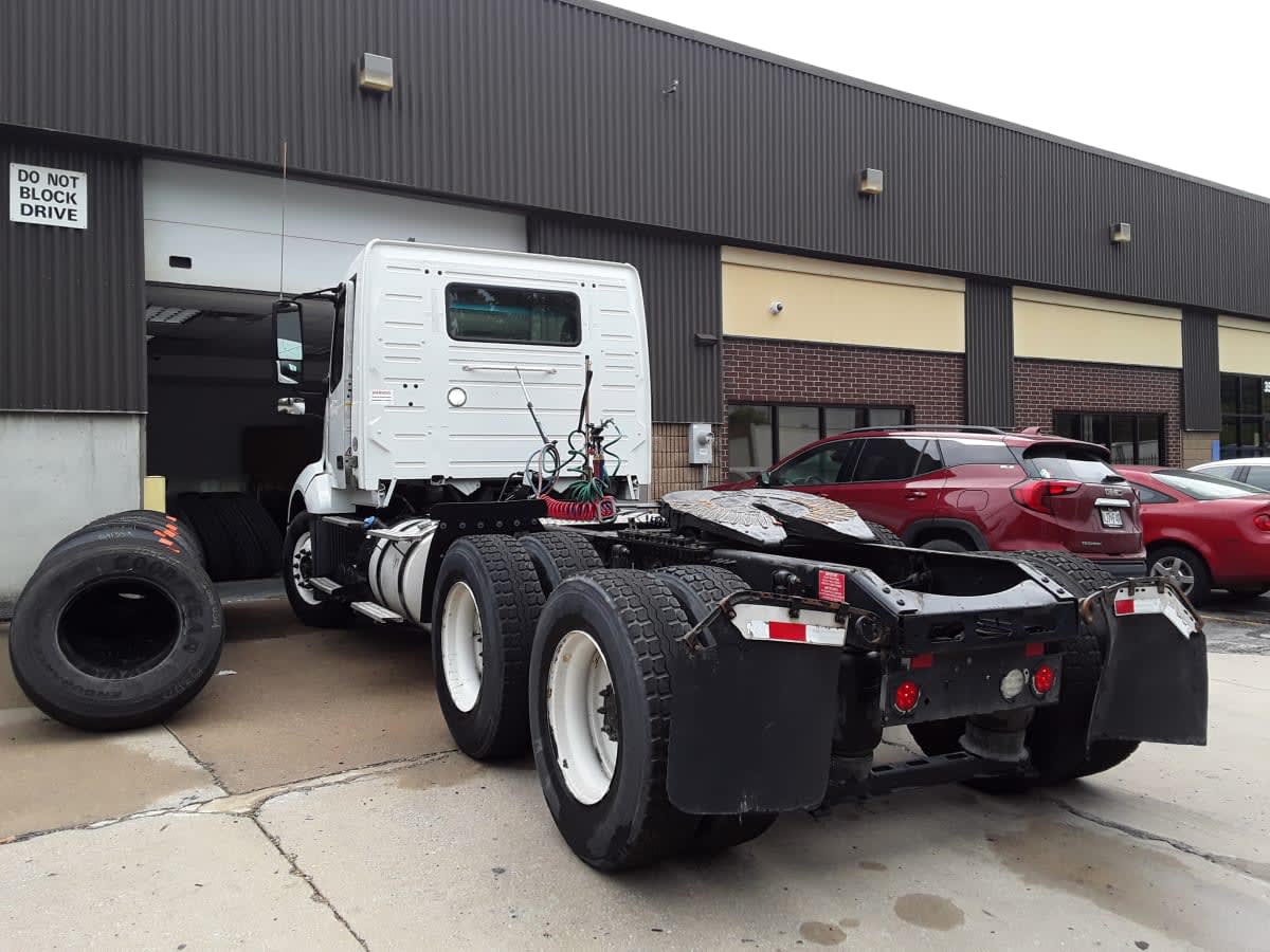 2020 Volvo VNL64T-300 269123