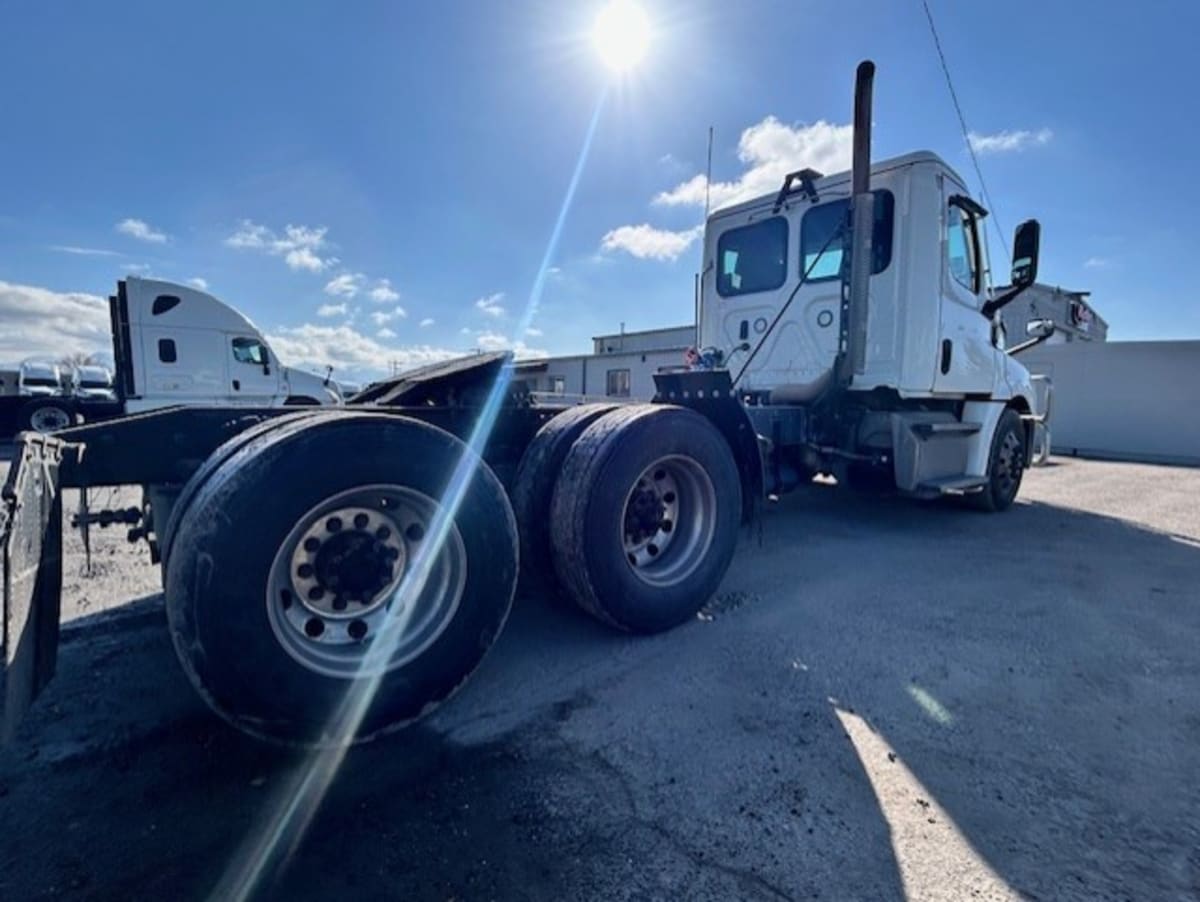 2021 Freightliner/Mercedes NEW CASCADIA PX12664 269433