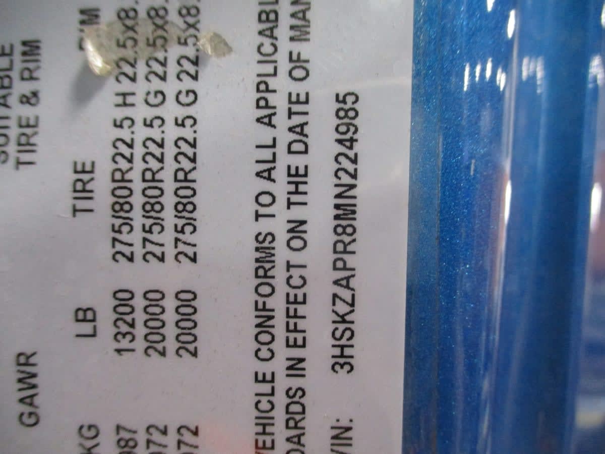 2021 International - image 13