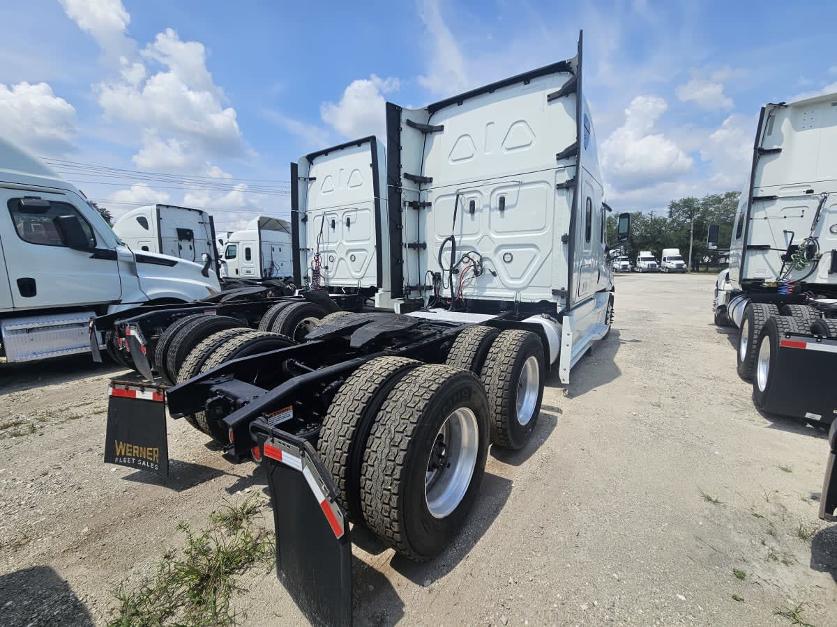 2021 Freightliner/Mercedes NEW CASCADIA PX12664 269571