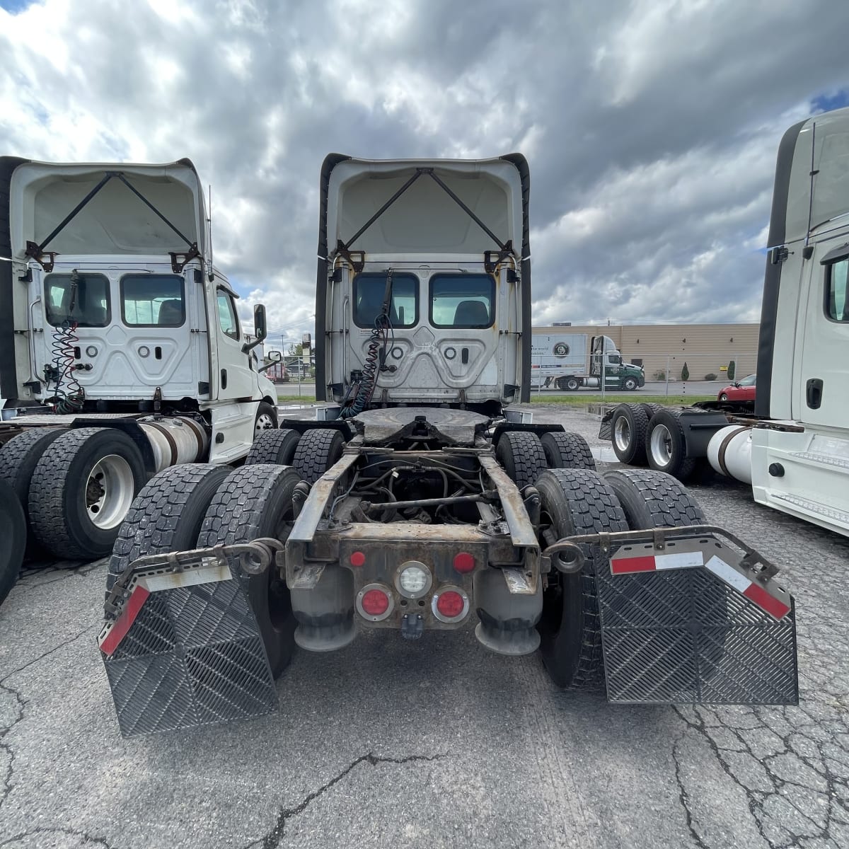 2019 Freightliner/Mercedes NEW CASCADIA PX12664 270023