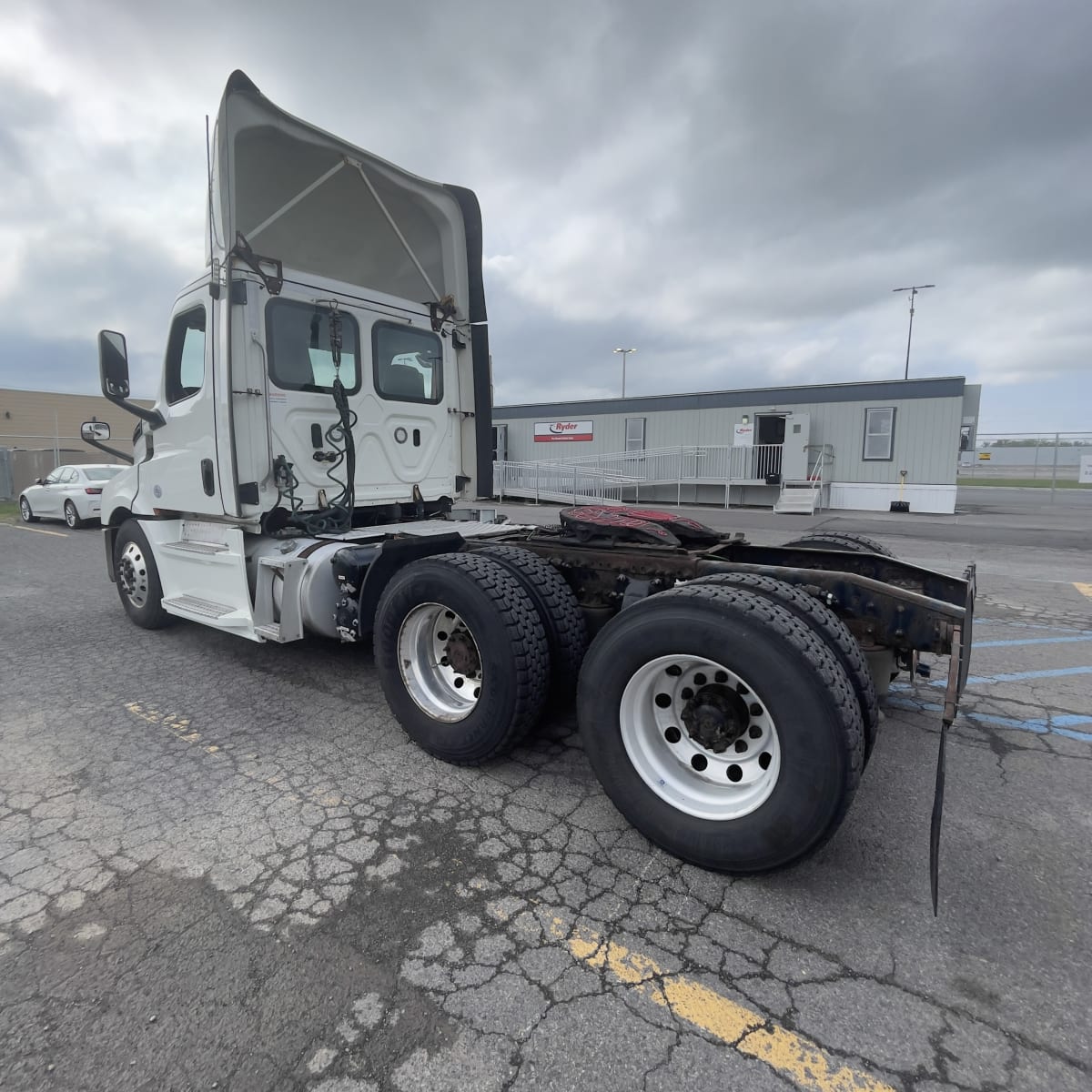 2019 Freightliner/Mercedes NEW CASCADIA PX12664 270024