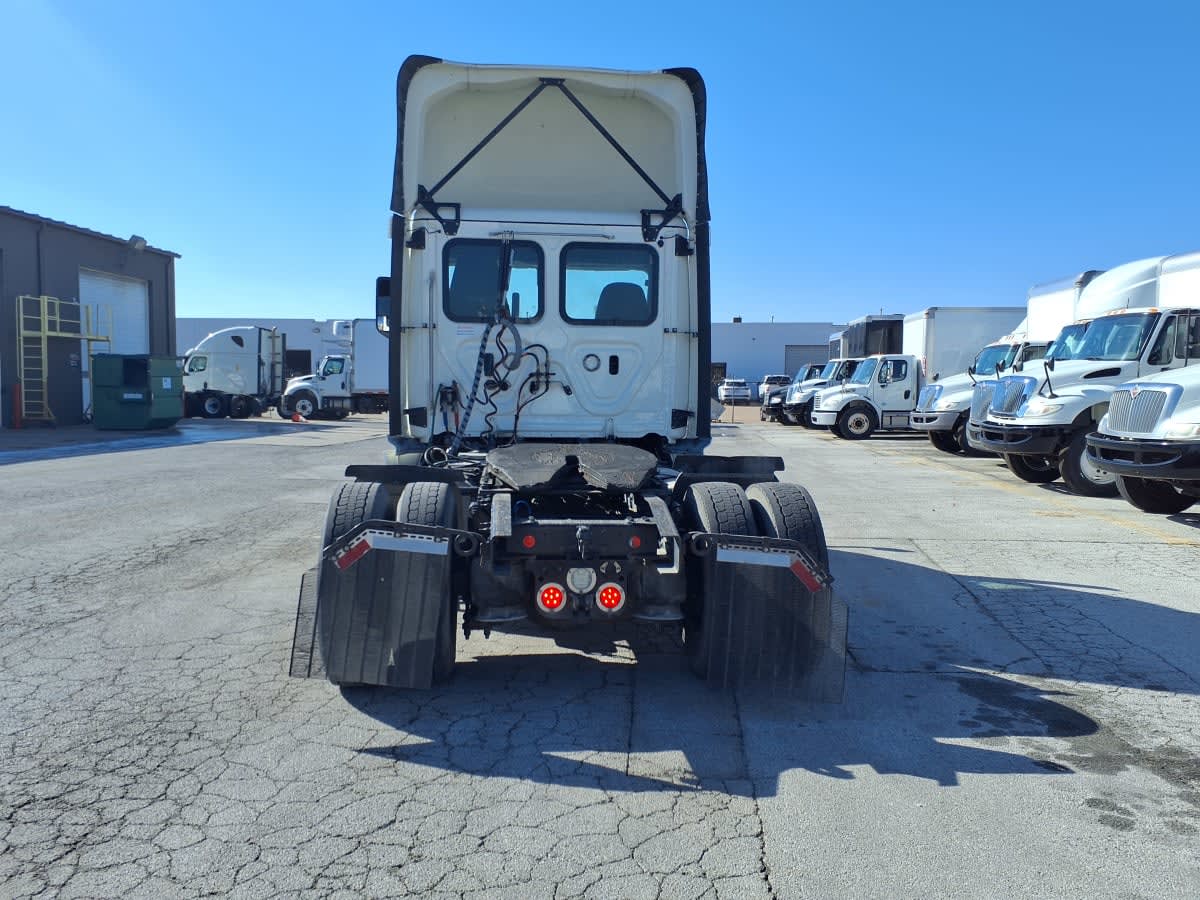 2019 Freightliner - image 5