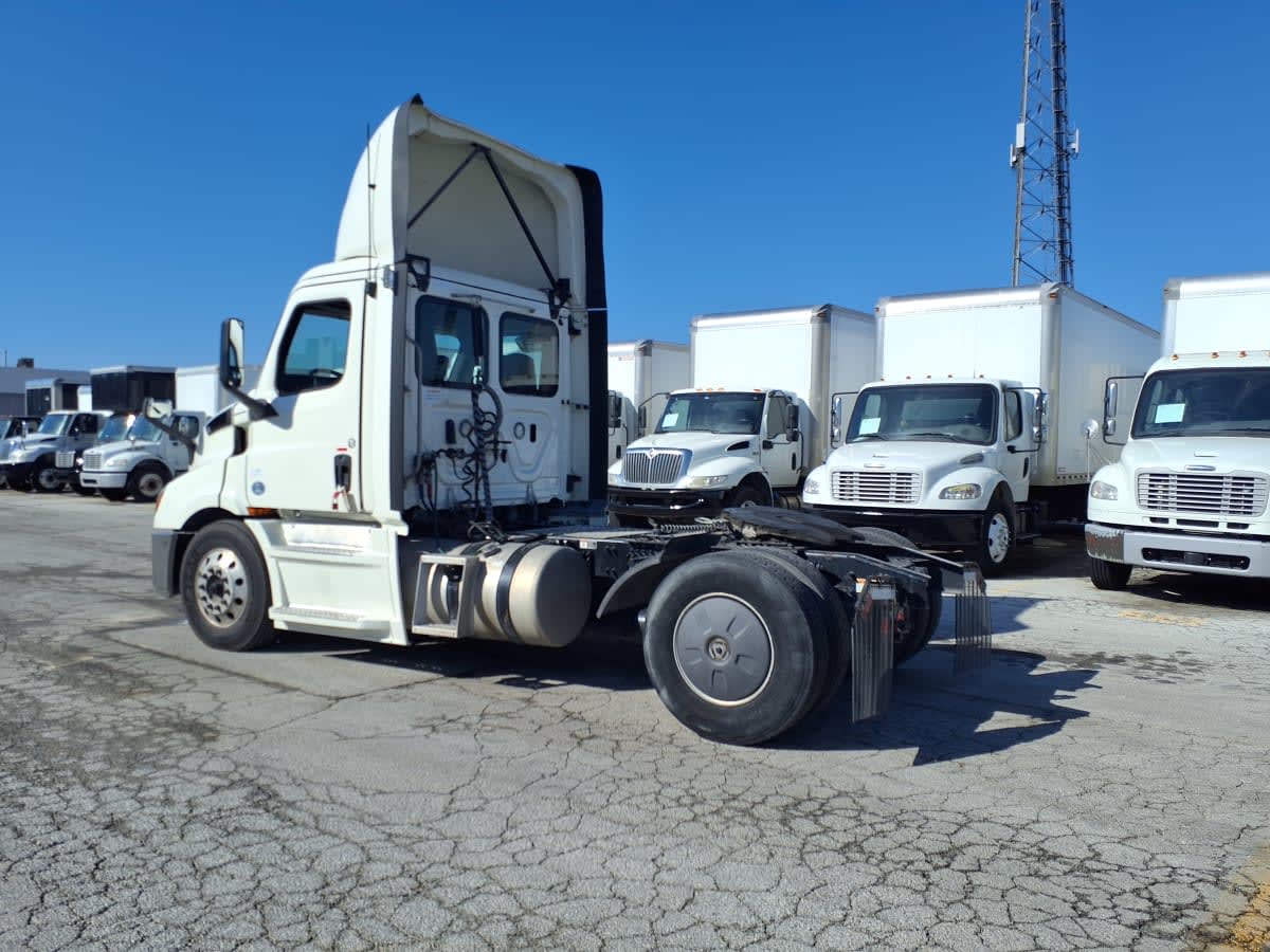 2019 Freightliner - image 4