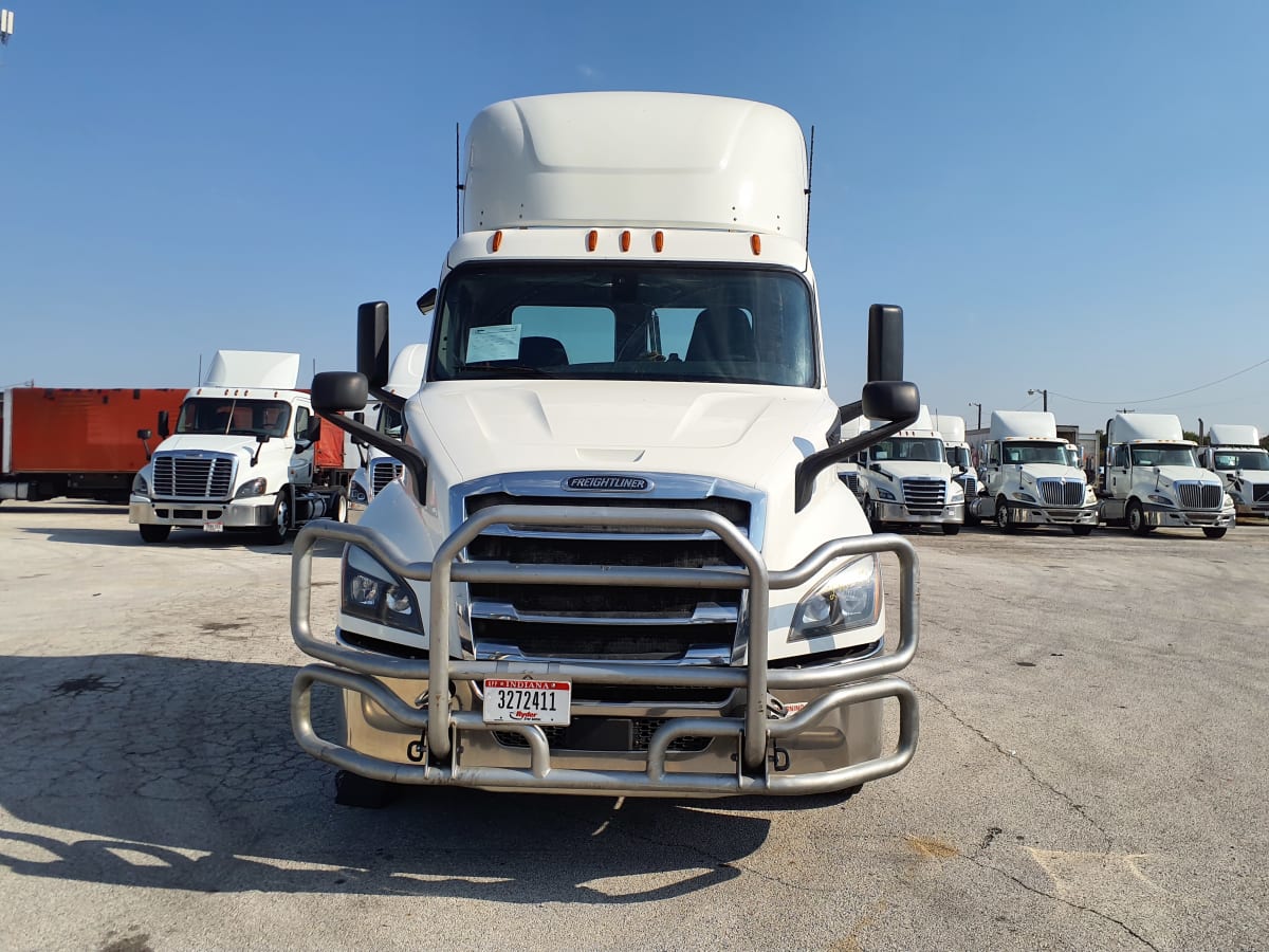 2019 Freightliner/Mercedes NEW CASCADIA 116 270048