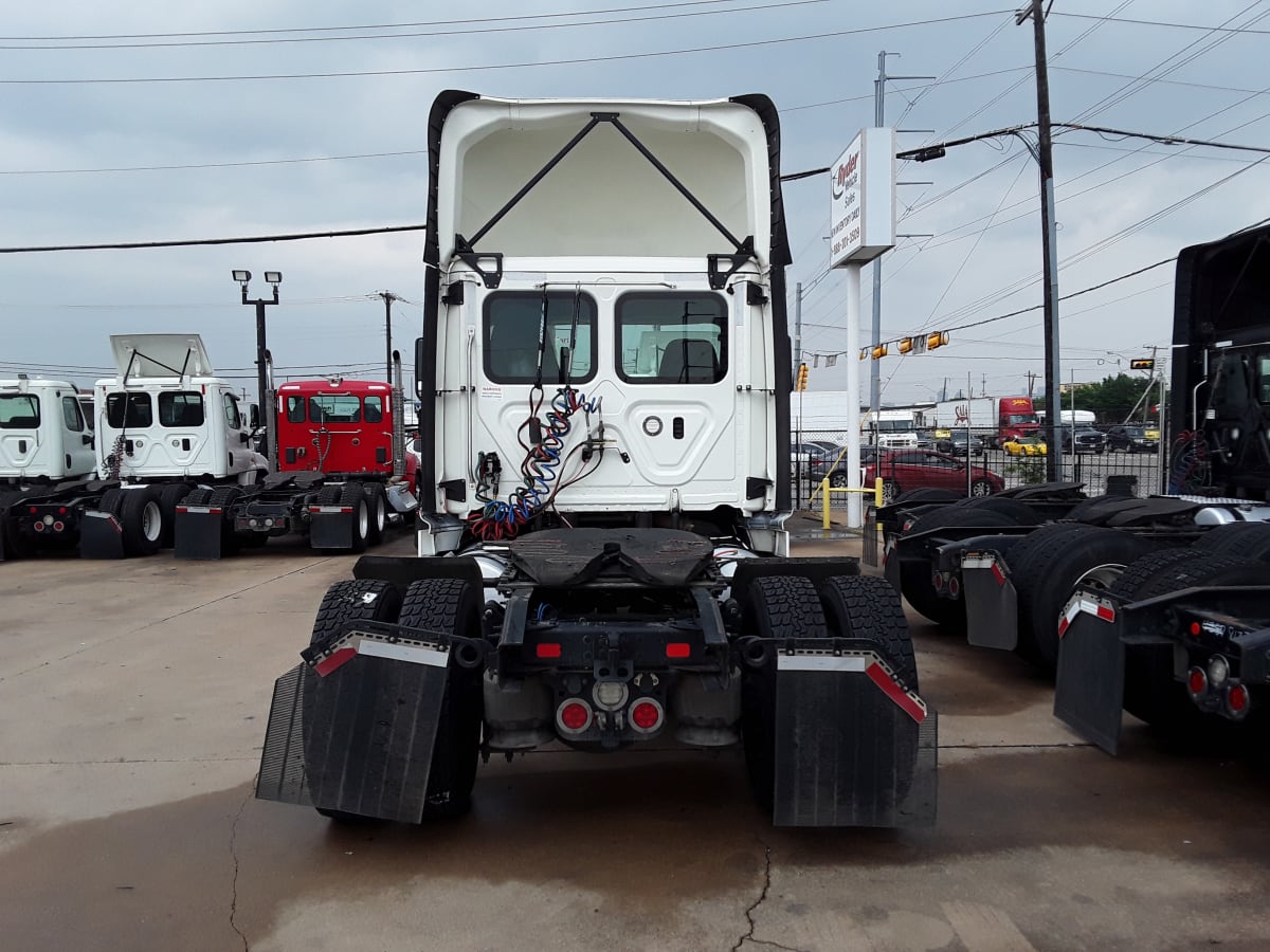 2019 Freightliner/Mercedes NEW CASCADIA 116 270062