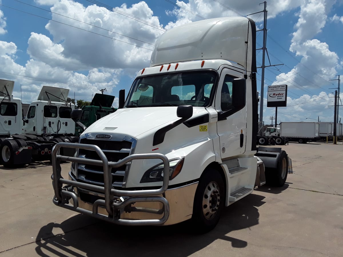 2019 Freightliner/Mercedes NEW CASCADIA 116 270065