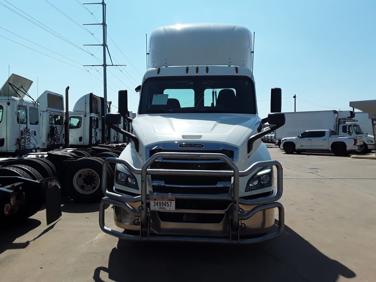 2019 Freightliner/Mercedes NEW CASCADIA 116 270067