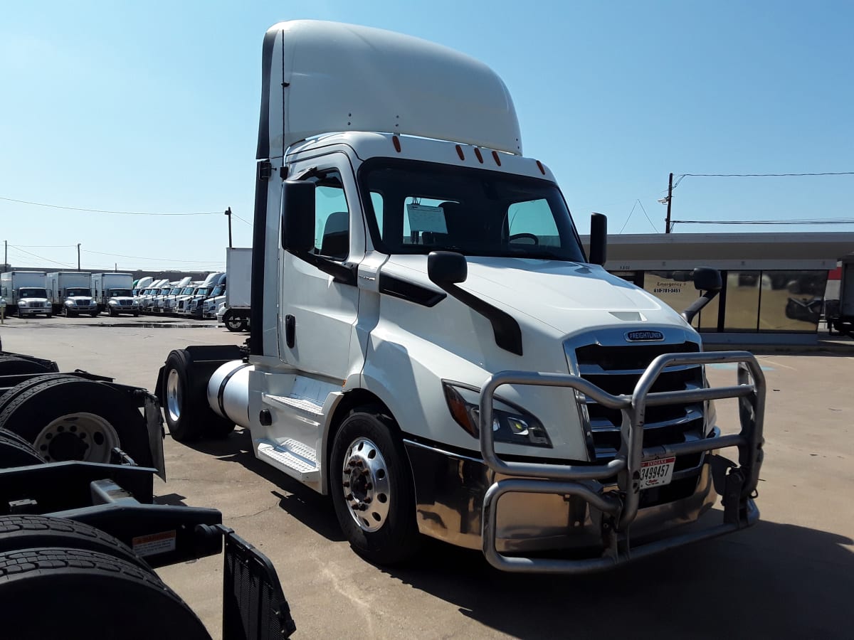 2019 Freightliner/Mercedes NEW CASCADIA 116 270067