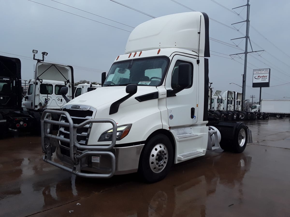 2019 Freightliner/Mercedes NEW CASCADIA 116 270069