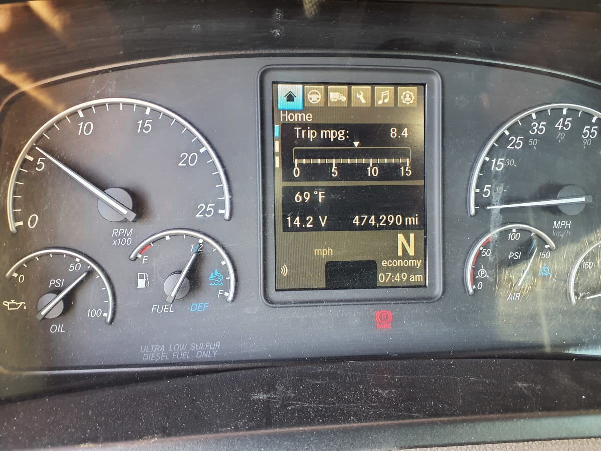 2019 Freightliner/Mercedes NEW CASCADIA 116 270071