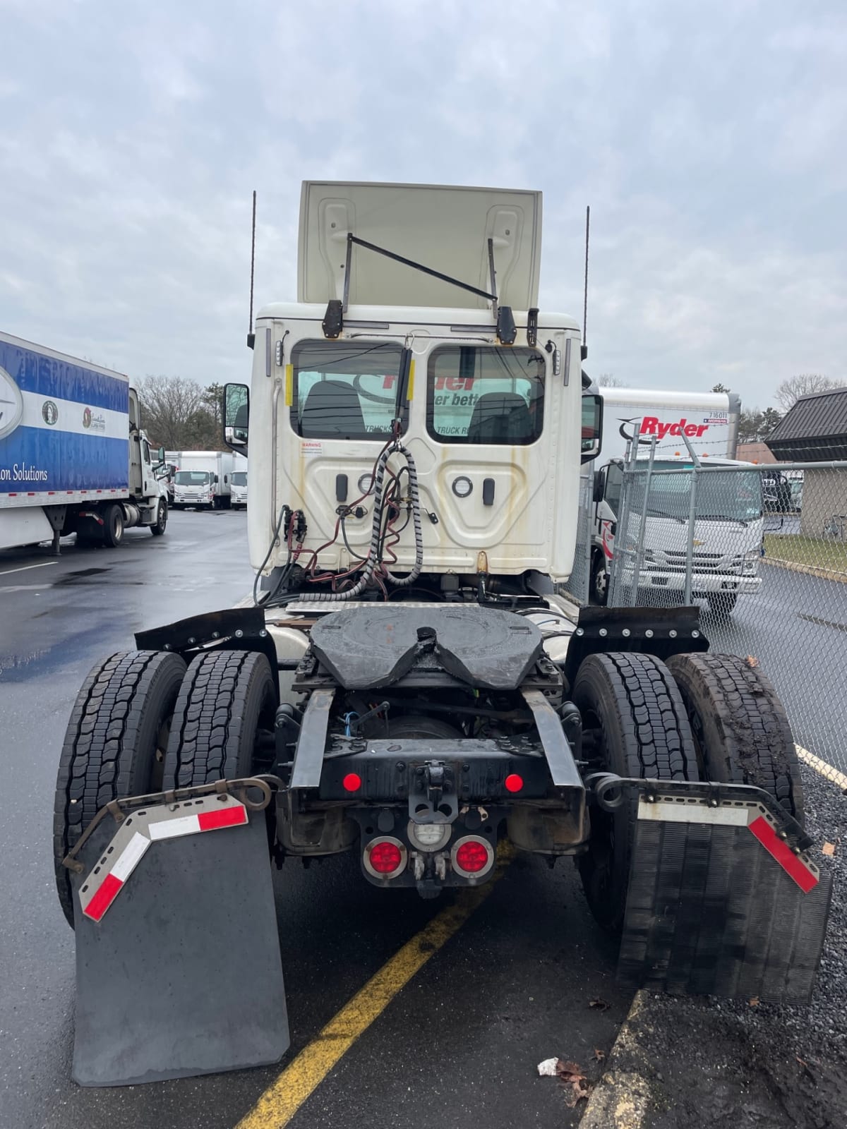 2019 Freightliner/Mercedes NEW CASCADIA 116 270072