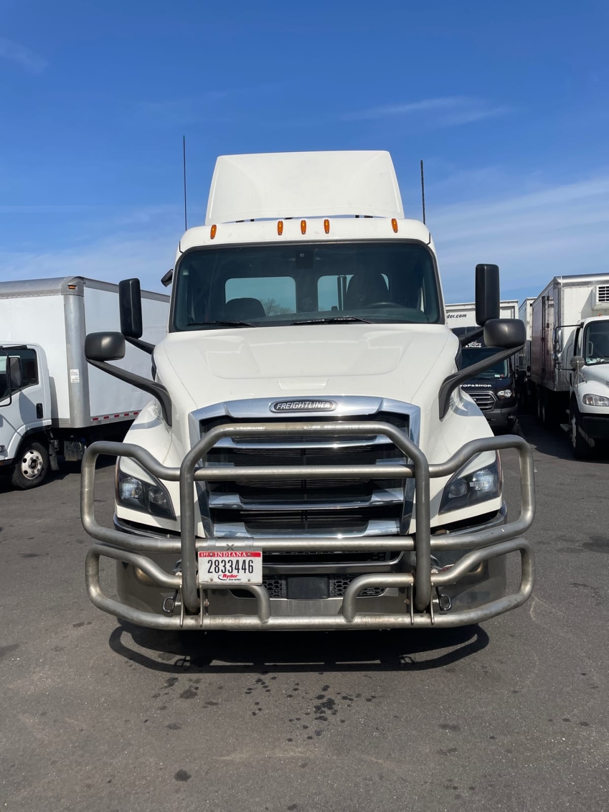 2019 Freightliner/Mercedes NEW CASCADIA 116 270073