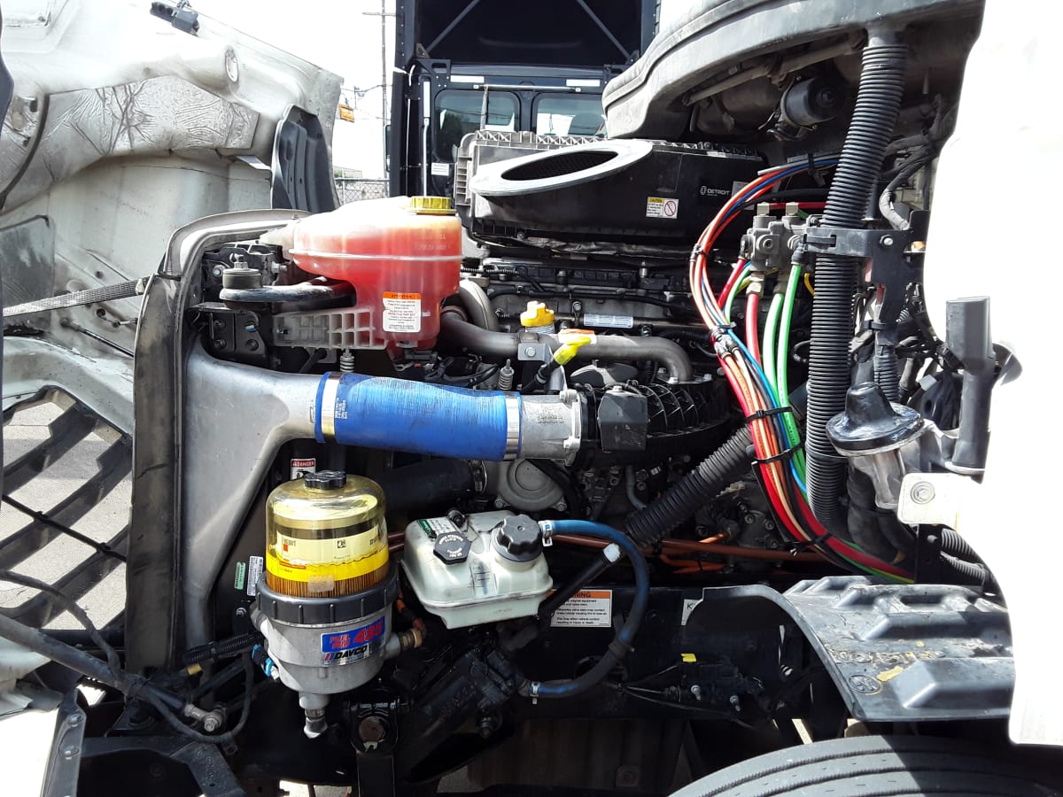 2019 Freightliner/Mercedes NEW CASCADIA 116 270095