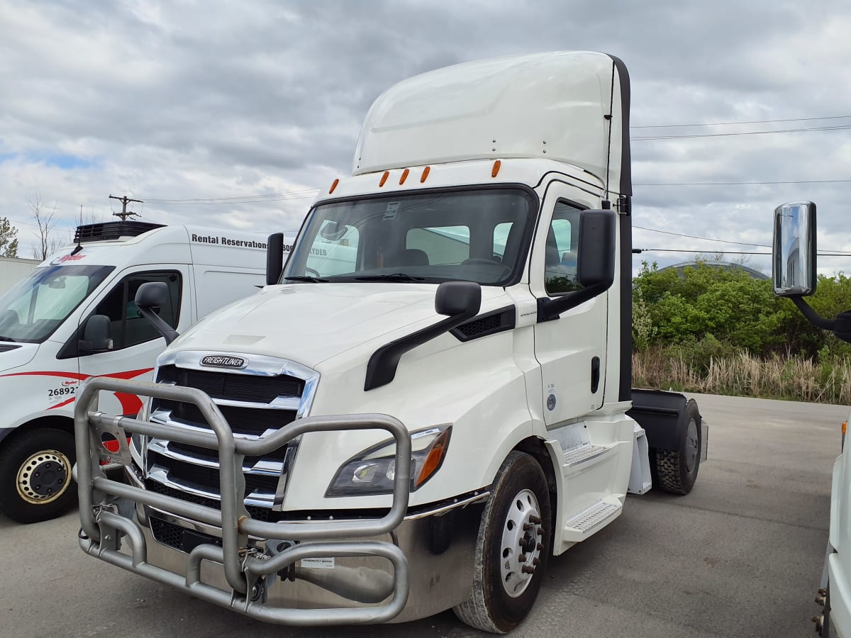 2019 Freightliner/Mercedes NEW CASCADIA 116 270107