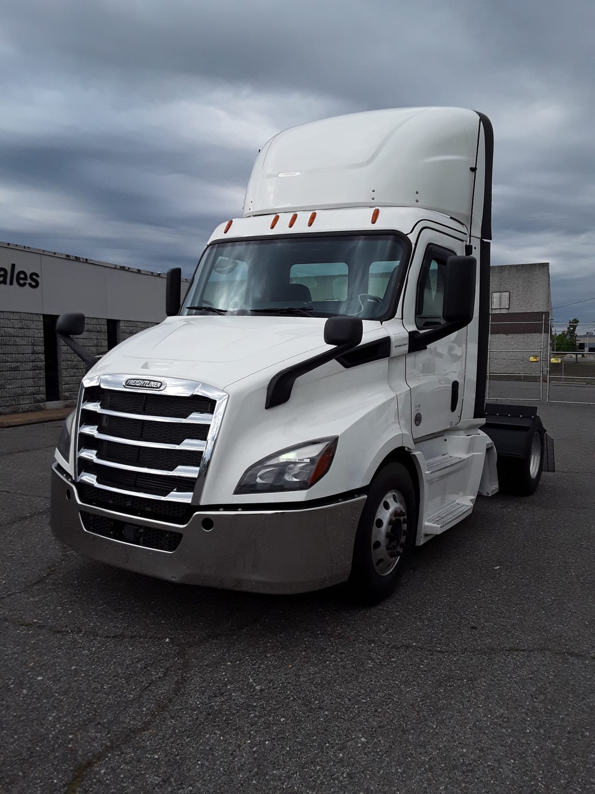 2019 Freightliner/Mercedes NEW CASCADIA 116 270112