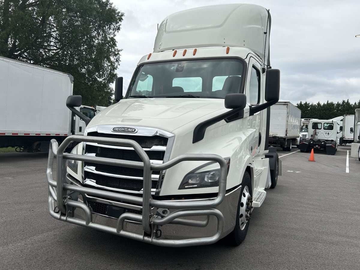 2019 Freightliner/Mercedes NEW CASCADIA 116 270115