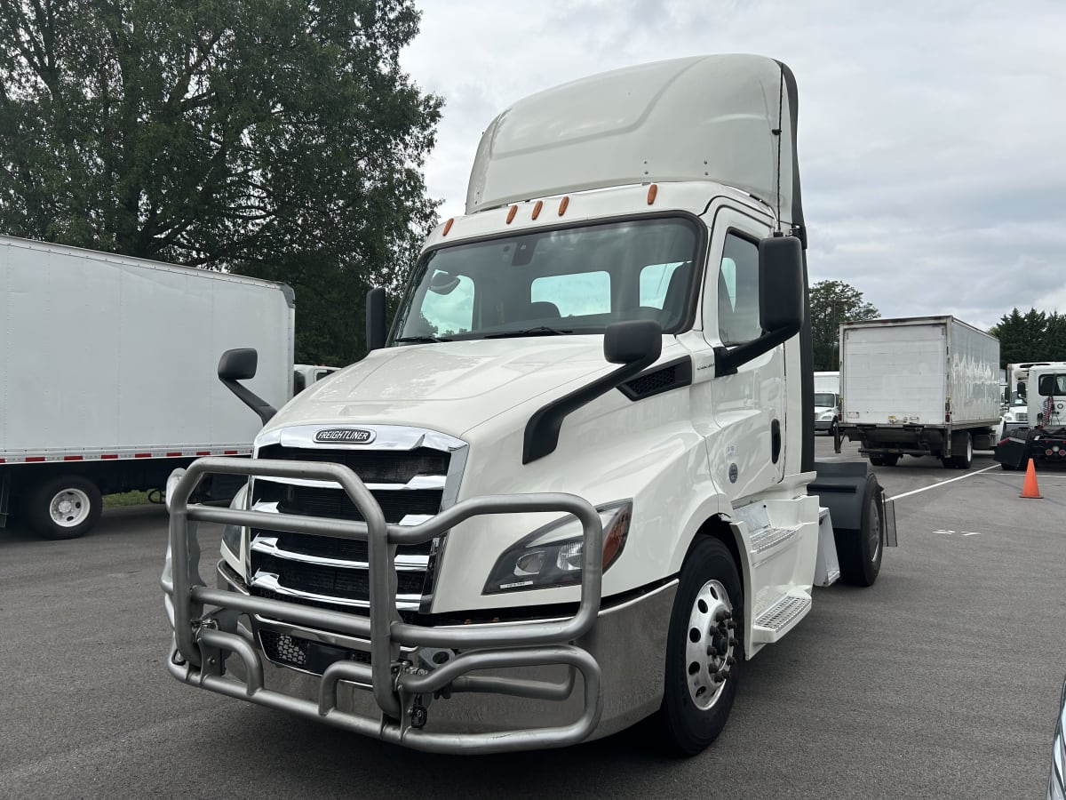 2019 Freightliner/Mercedes NEW CASCADIA 116 270115