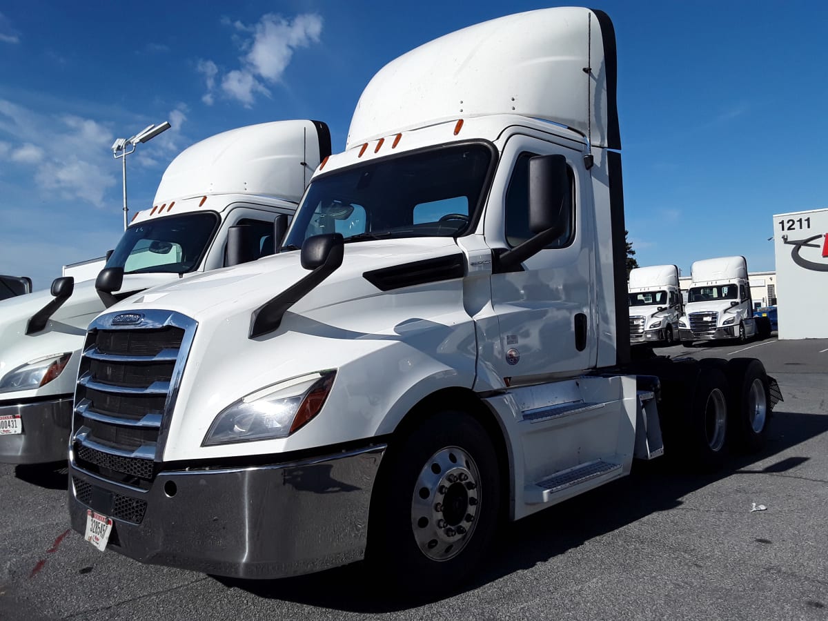 2019 Freightliner/Mercedes NEW CASCADIA PX12664 270126