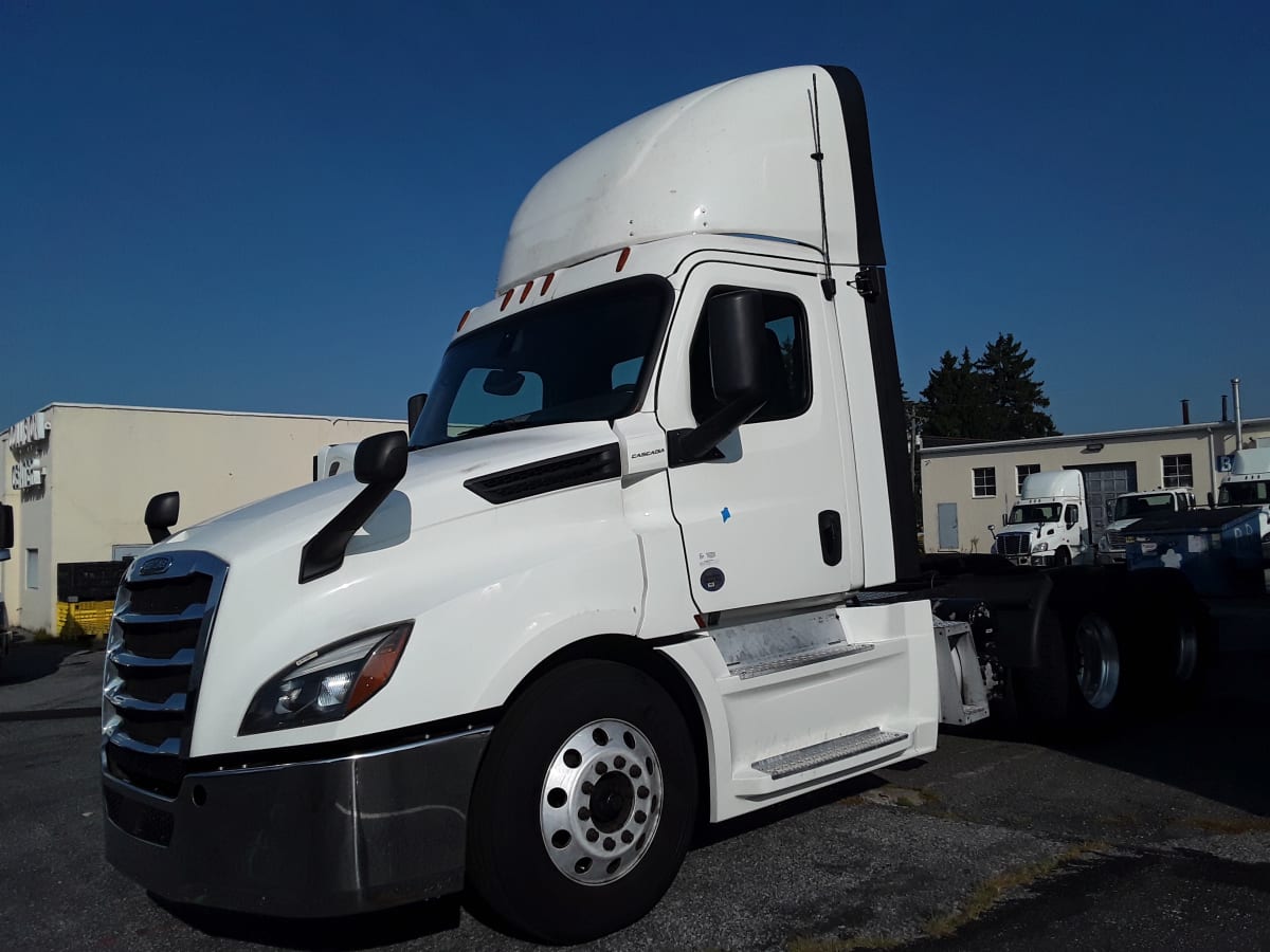 2019 Freightliner/Mercedes NEW CASCADIA PX12664 270130
