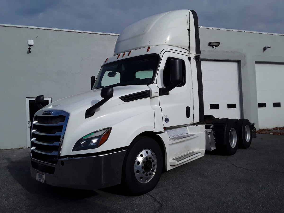 2019 Freightliner/Mercedes NEW CASCADIA PX12664 270131