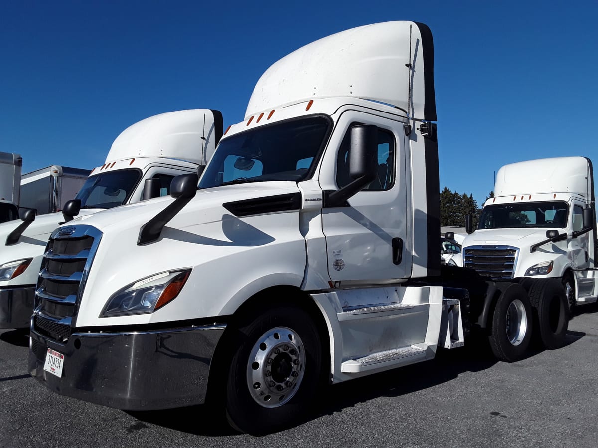 2019 Freightliner/Mercedes NEW CASCADIA PX12664 270134