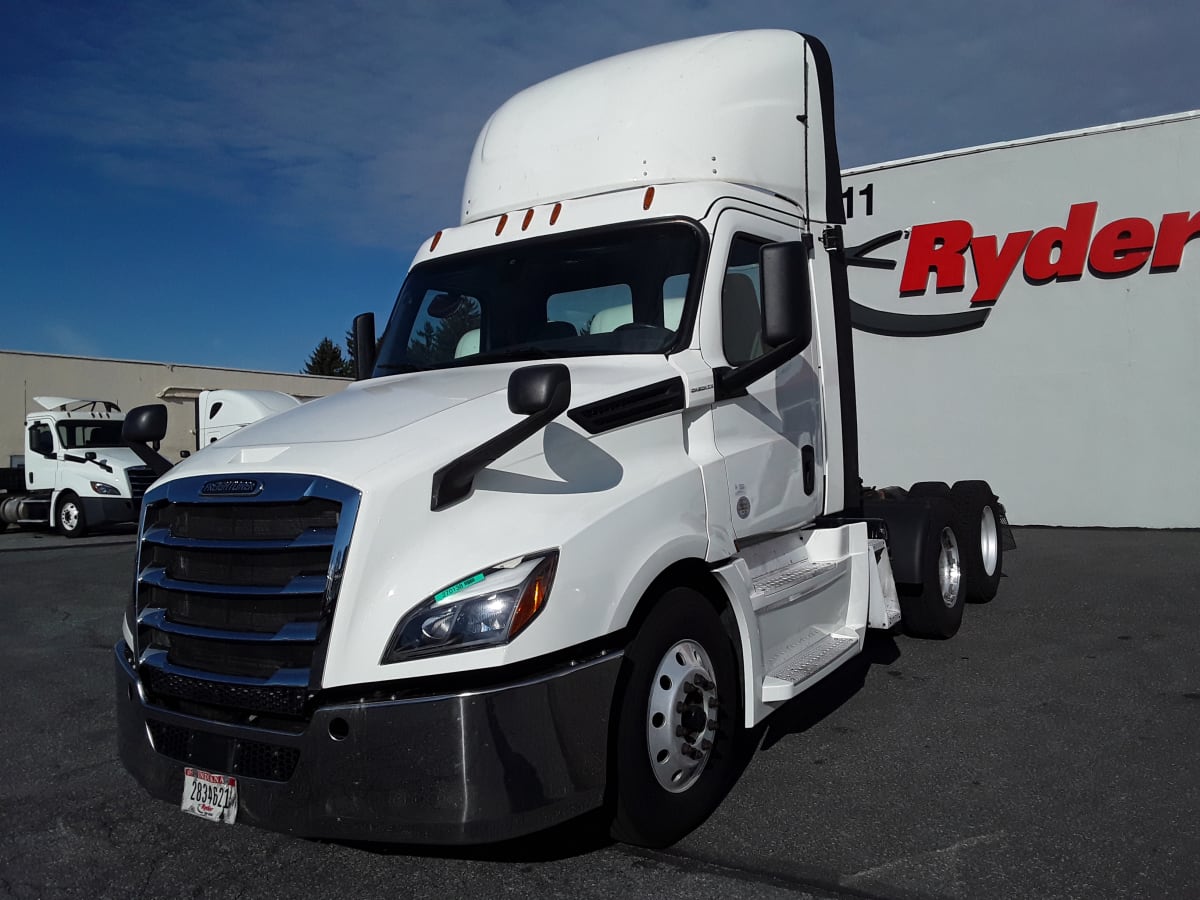 2019 Freightliner/Mercedes NEW CASCADIA PX12664 270138