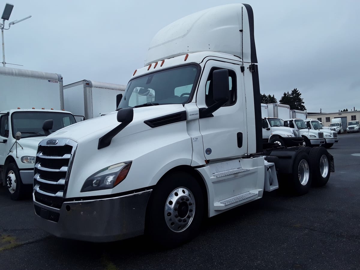 2019 Freightliner/Mercedes NEW CASCADIA PX12664 270139