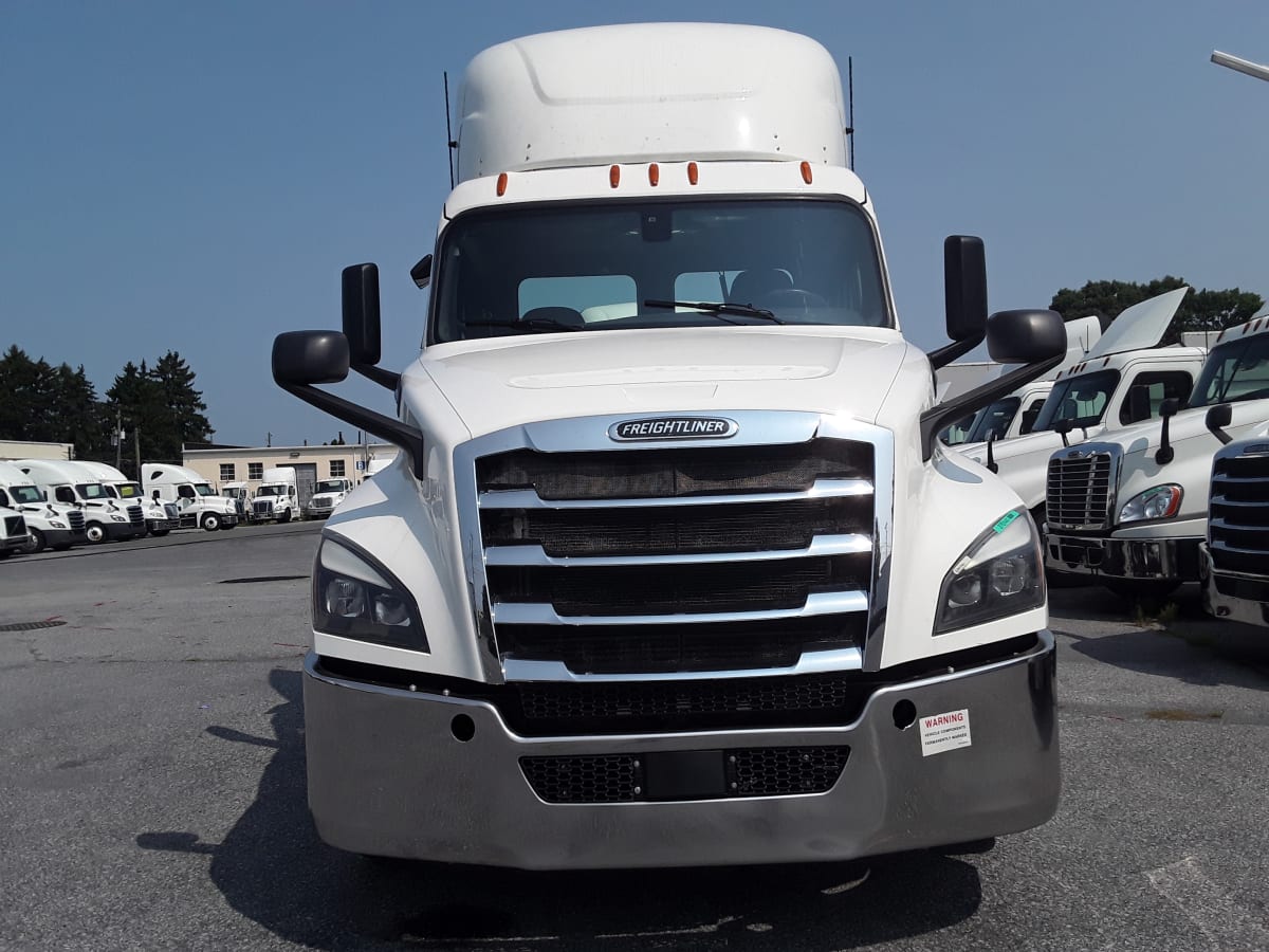 2019 Freightliner/Mercedes NEW CASCADIA PX12664 270141