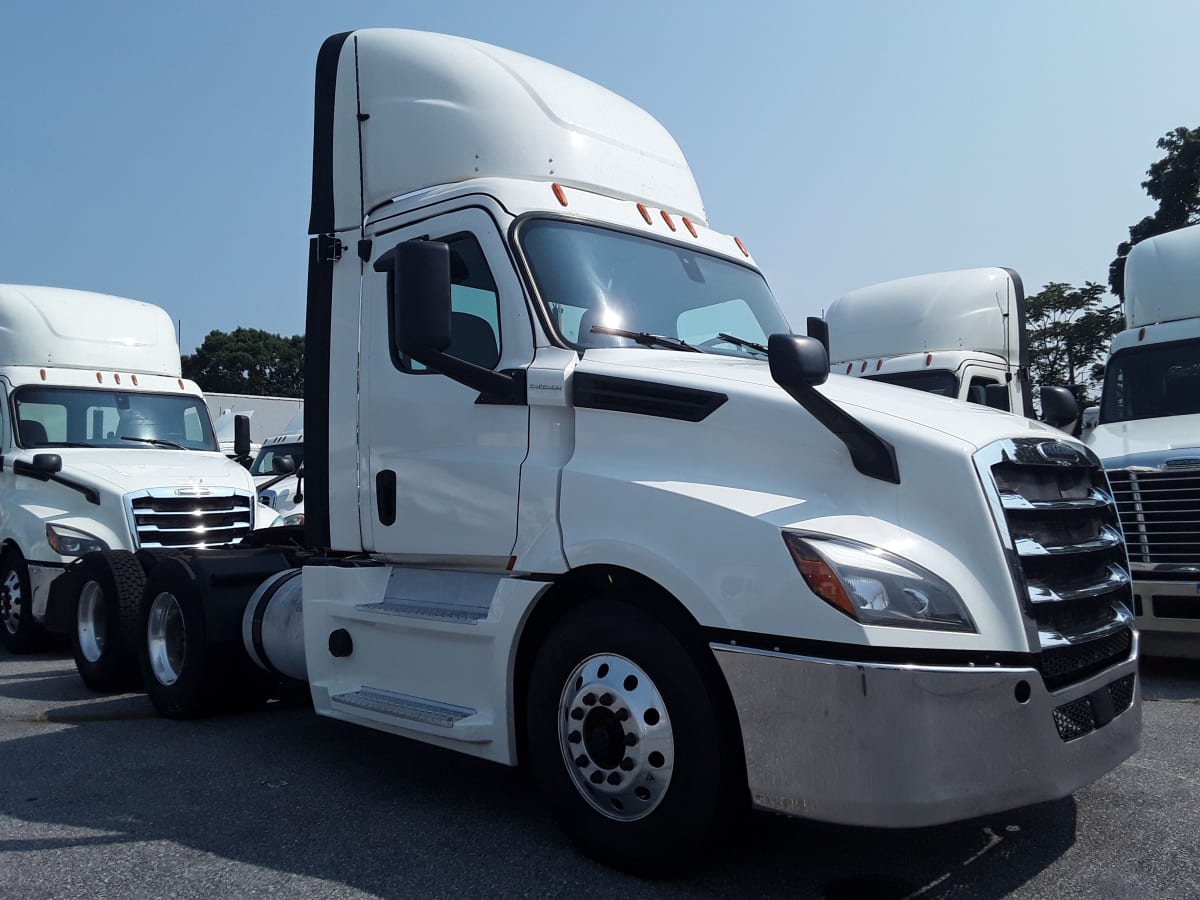 2019 Freightliner/Mercedes NEW CASCADIA PX12664 270141