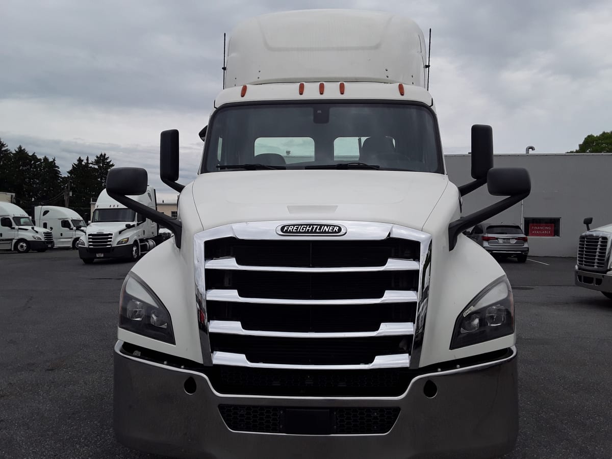 2019 Freightliner/Mercedes NEW CASCADIA PX12664 270150