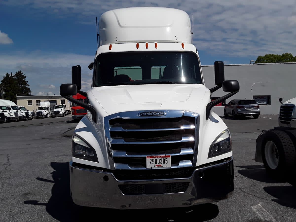 2019 Freightliner NEW CASCADIA 116 270155