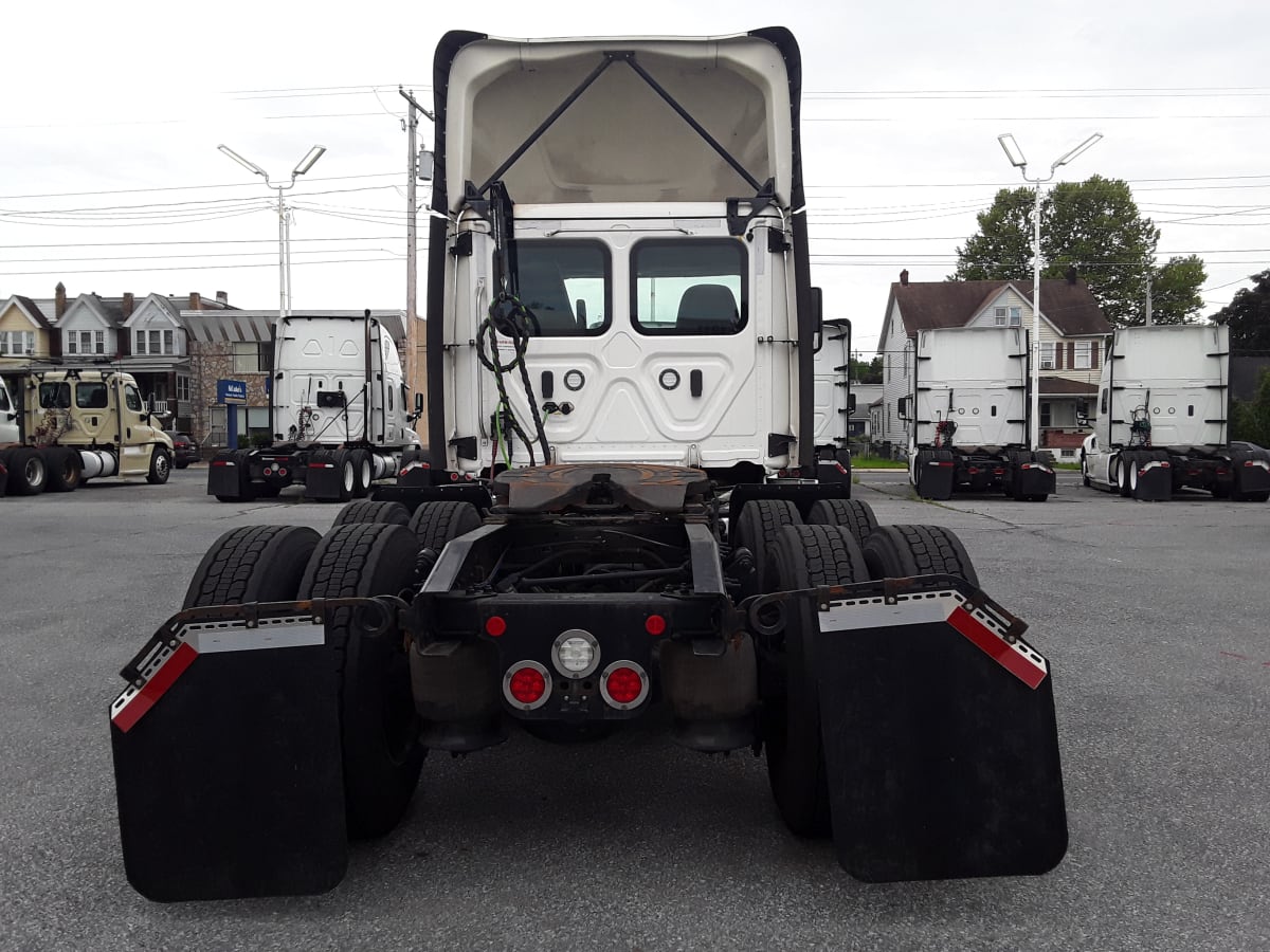 2020 Freightliner/Mercedes NEW CASCADIA PX12664 270157