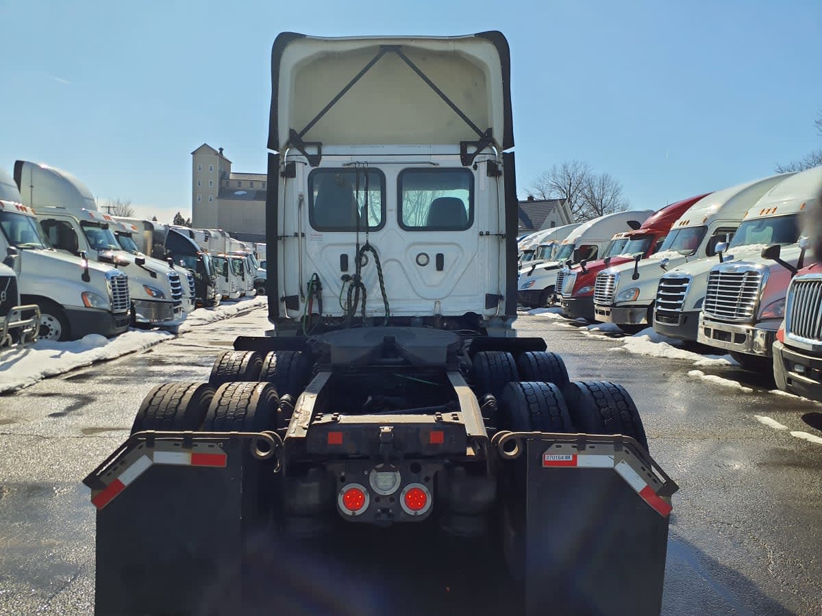 2019 Freightliner/Mercedes NEW CASCADIA 116 270164