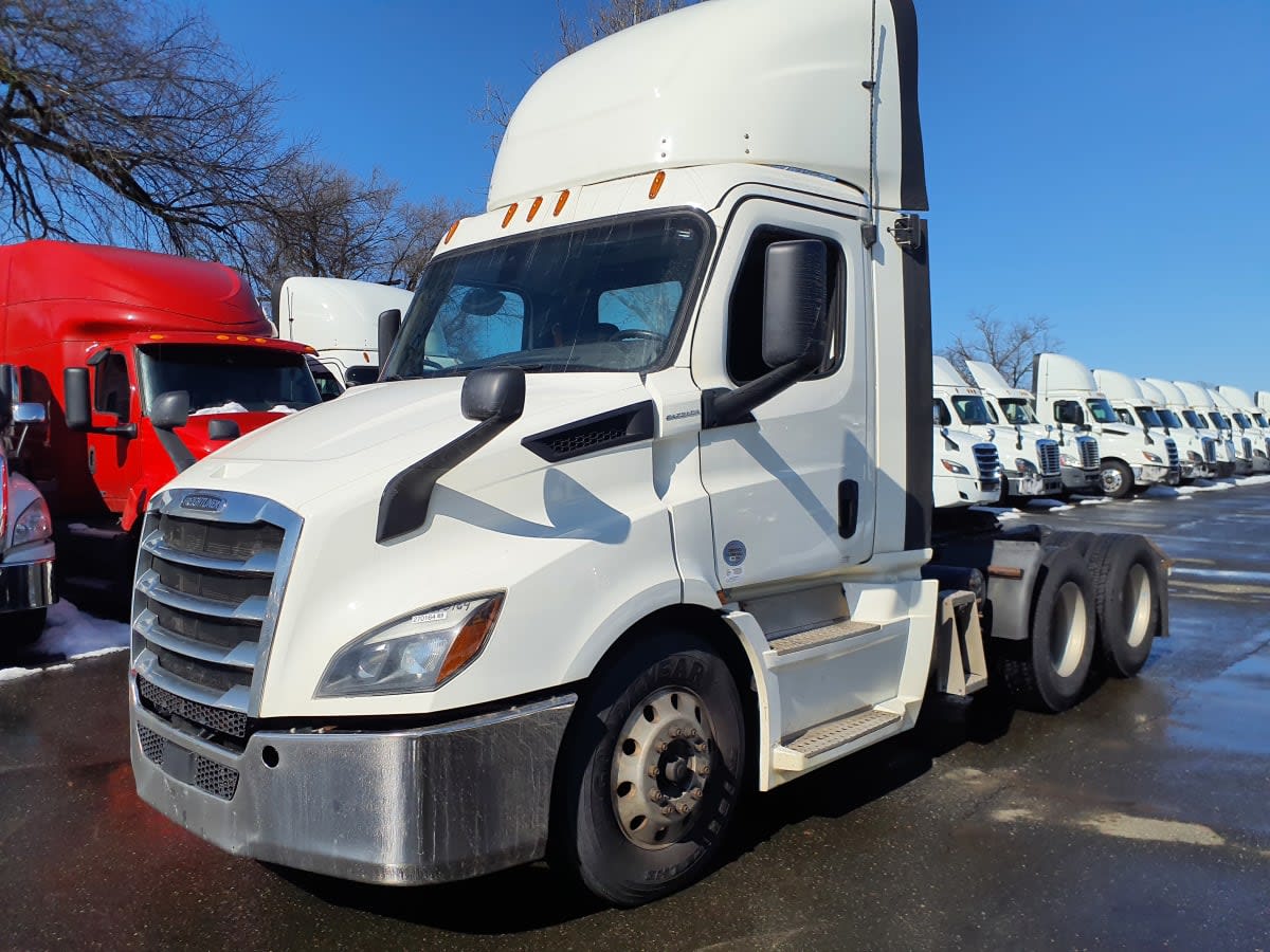 2019 Freightliner/Mercedes NEW CASCADIA 116 270164