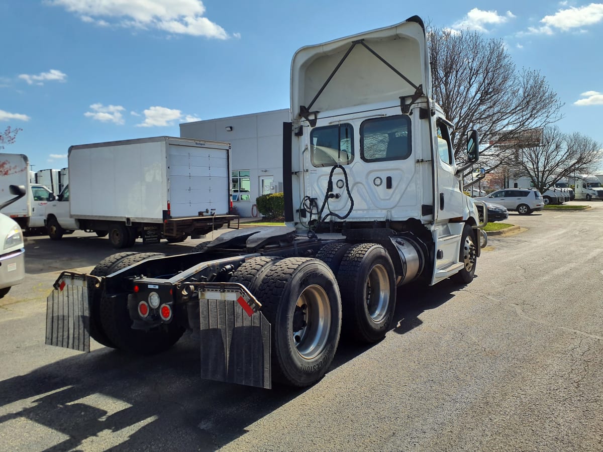 2020 Freightliner/Mercedes NEW CASCADIA 116 270204