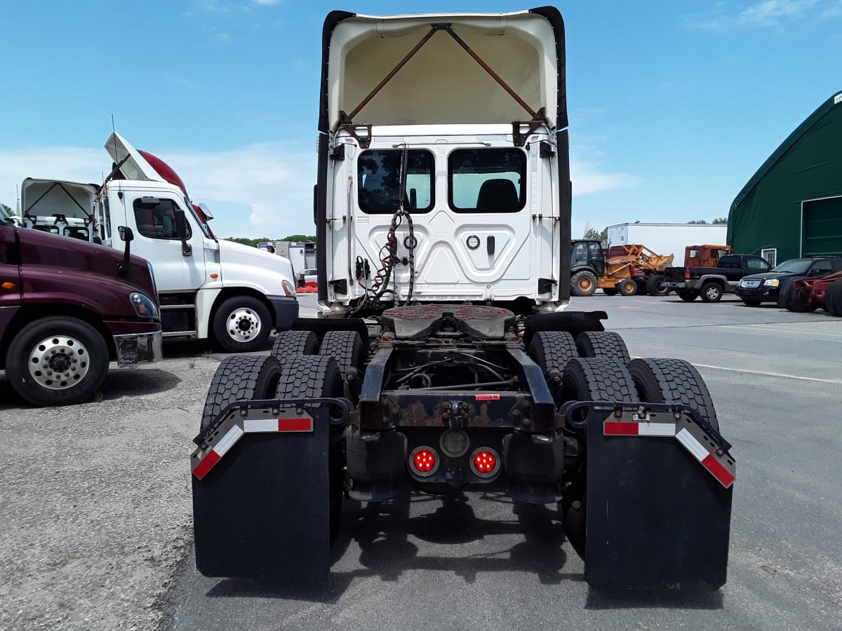 2020 Freightliner/Mercedes NEW CASCADIA 116 270208