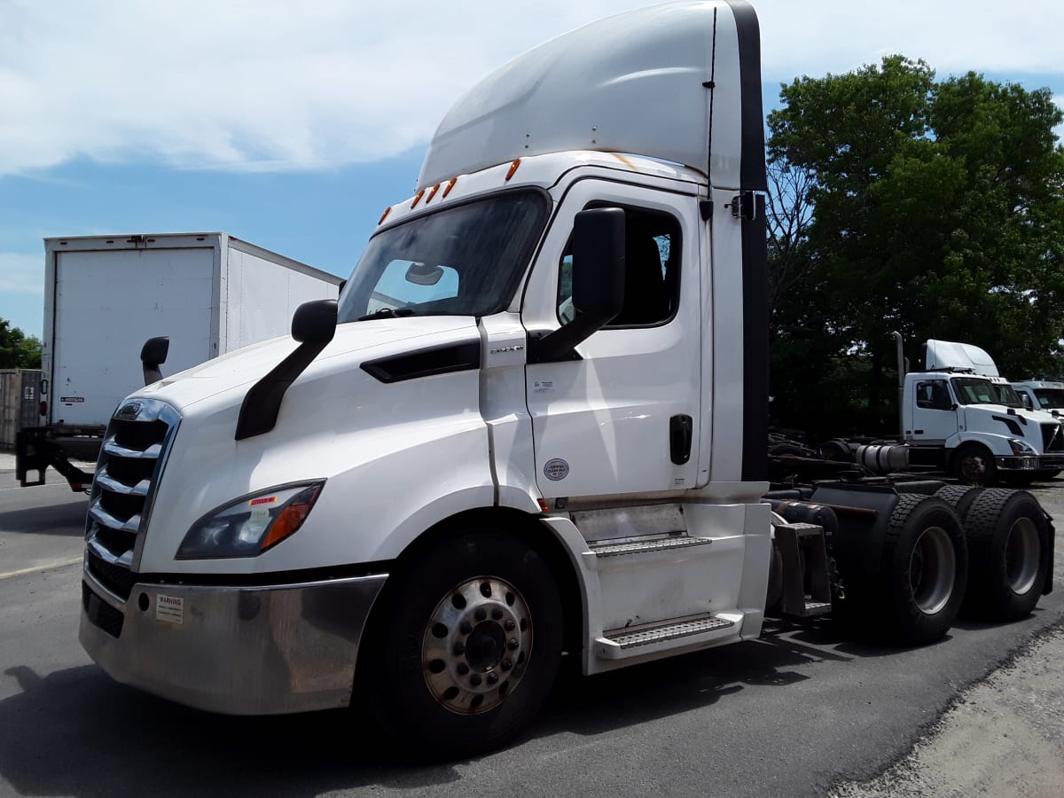 2020 Freightliner/Mercedes NEW CASCADIA 116 270208