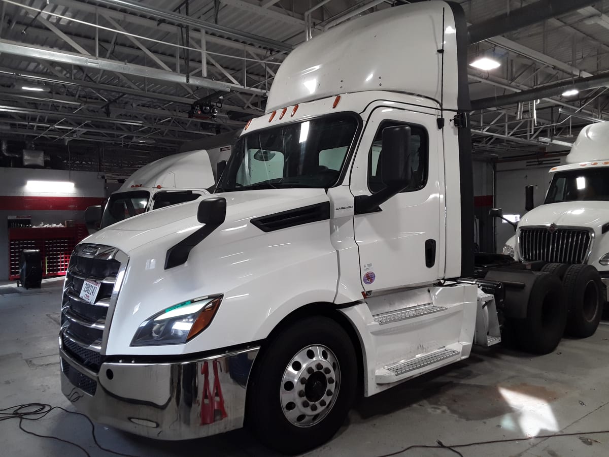 2020 Freightliner/Mercedes NEW CASCADIA PX12664 270234