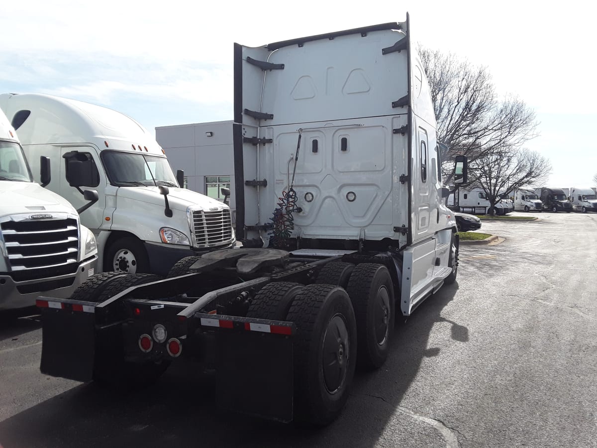 2020 Freightliner/Mercedes CASCADIA 125 270253