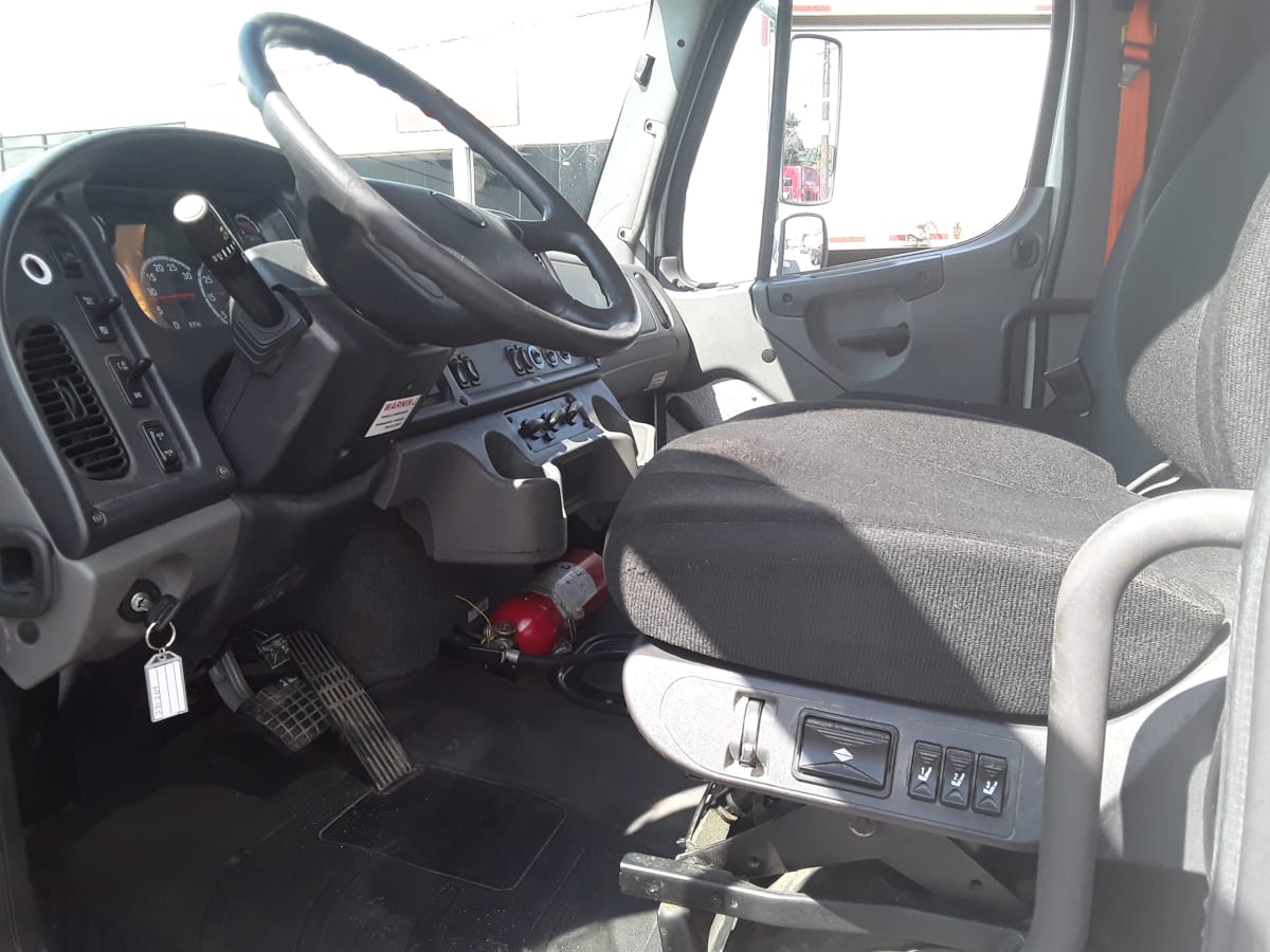 2020 Freightliner/Mercedes M2 106 270264