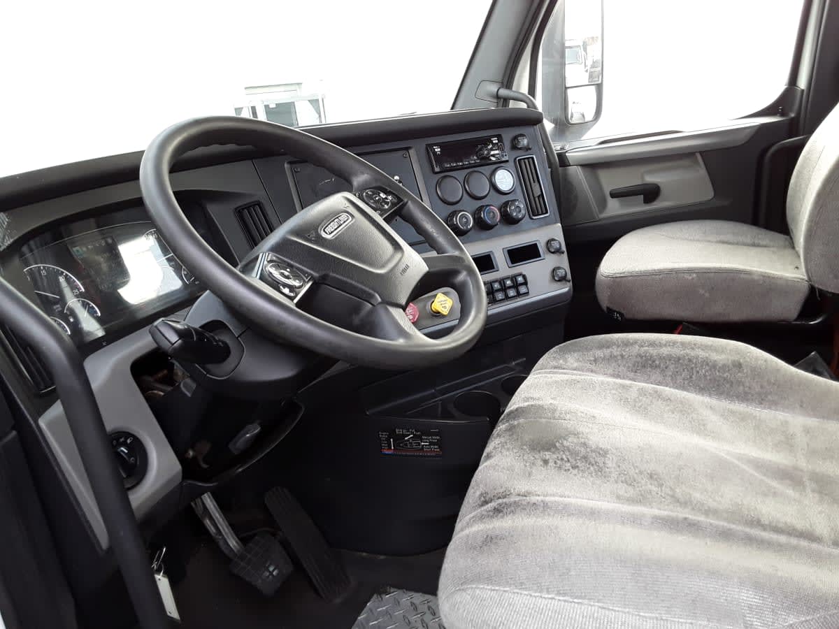 2020 Freightliner/Mercedes NEW CASCADIA PX12664 270275